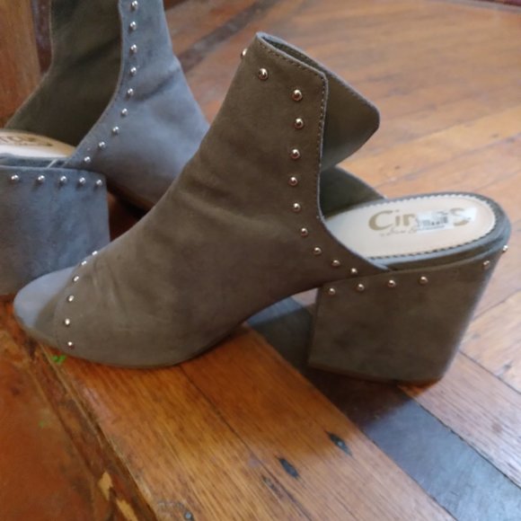 🔥5/$20 CIRCUS FAUX SUEDE CHUNKY HEEL - Picture 4 of 5